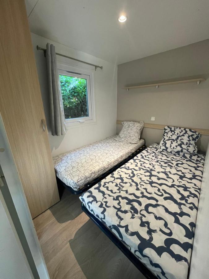 Mobil-Home Au Pied Du Luberon La Roque-d'Antheron Eksteriør billede