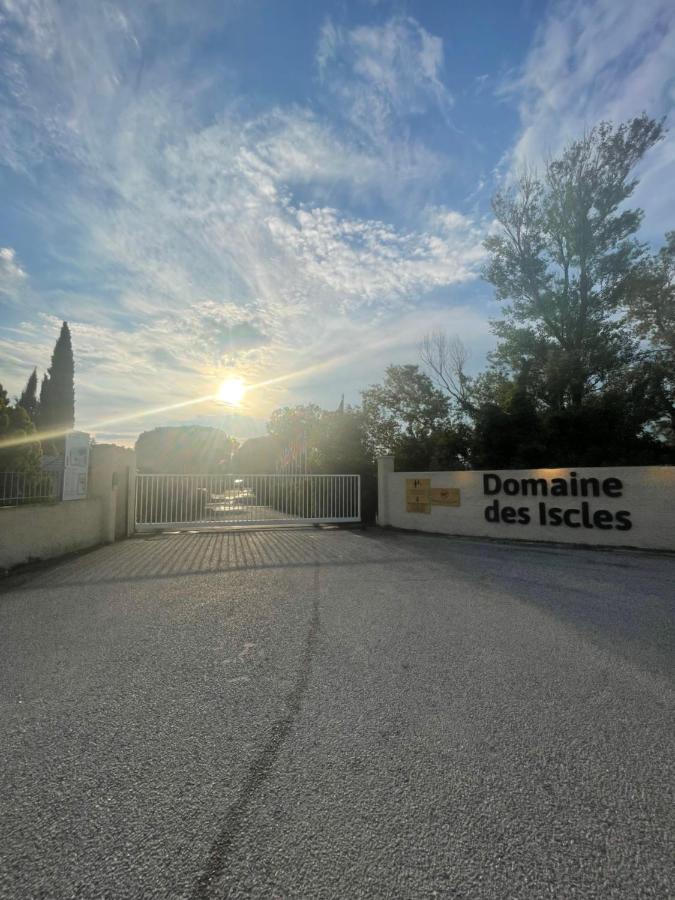 Mobil-Home Au Pied Du Luberon La Roque-d'Antheron Eksteriør billede